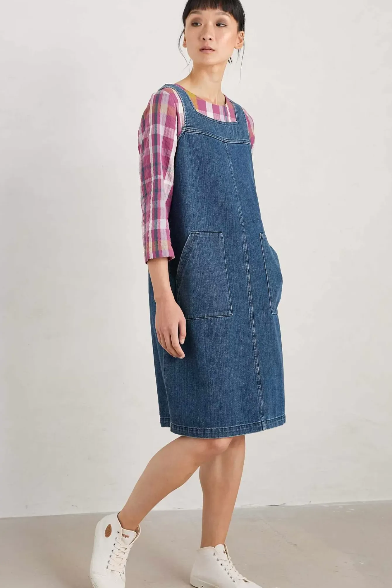 Seasalt Cornwall Dresses<Calican Denim Pinafore Dress Mid Wash Grain