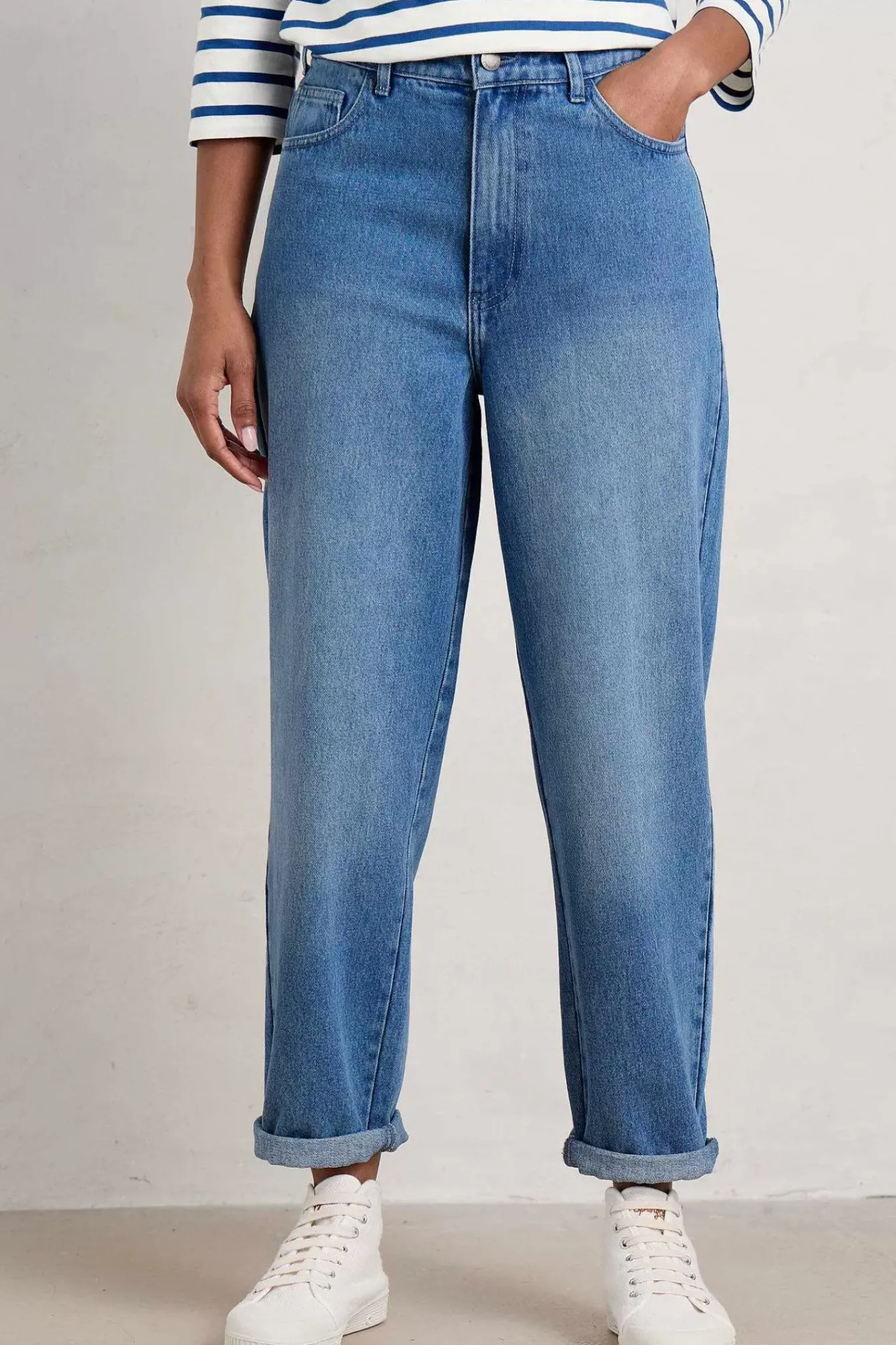 Seasalt Cornwall Trousers & Shorts<Honeydew Barrel Leg Jeans Light Wash