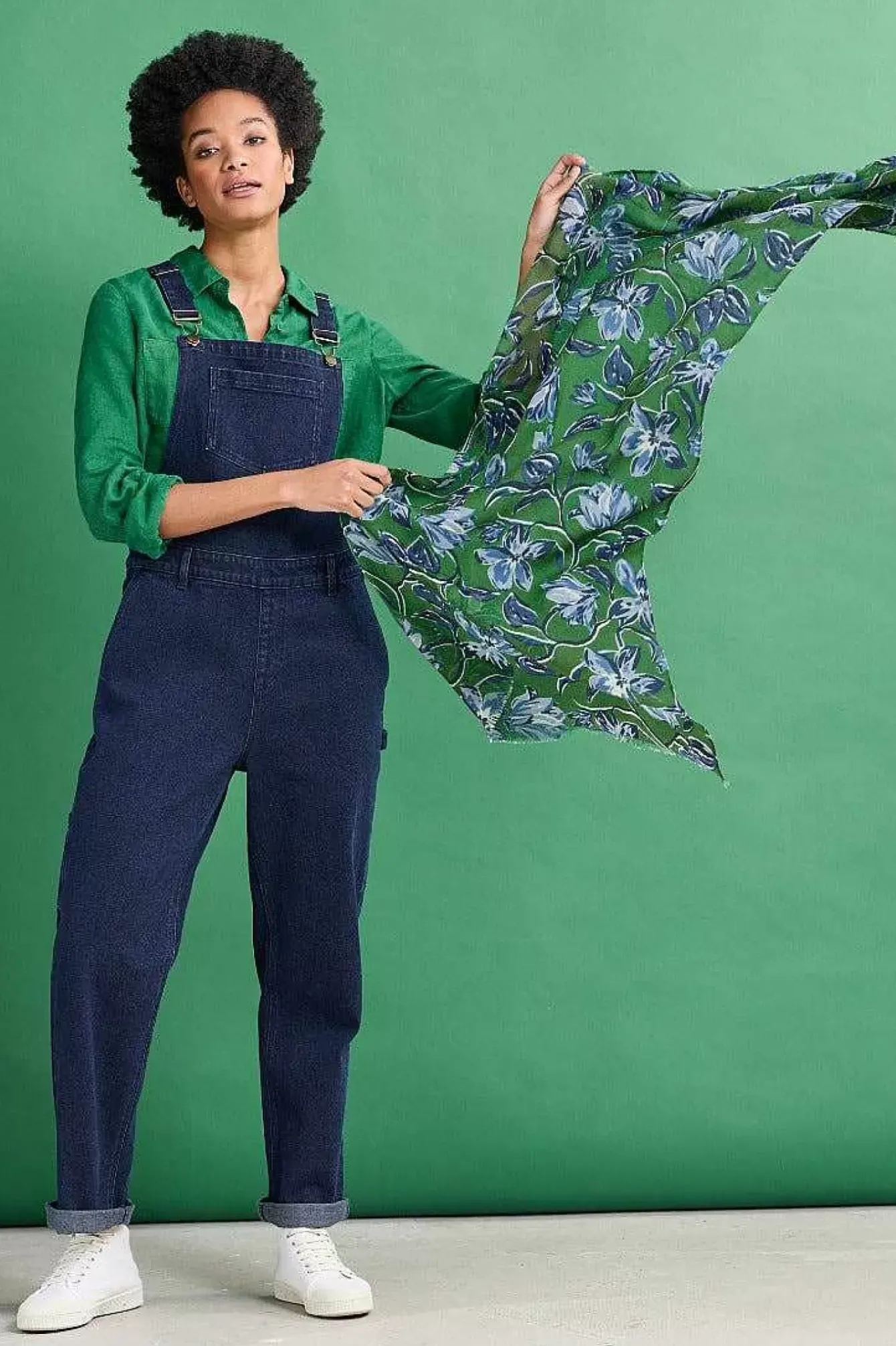 Seasalt Cornwall Scarves & Shawls<Pretty Printed Scarf Cyclamen Island