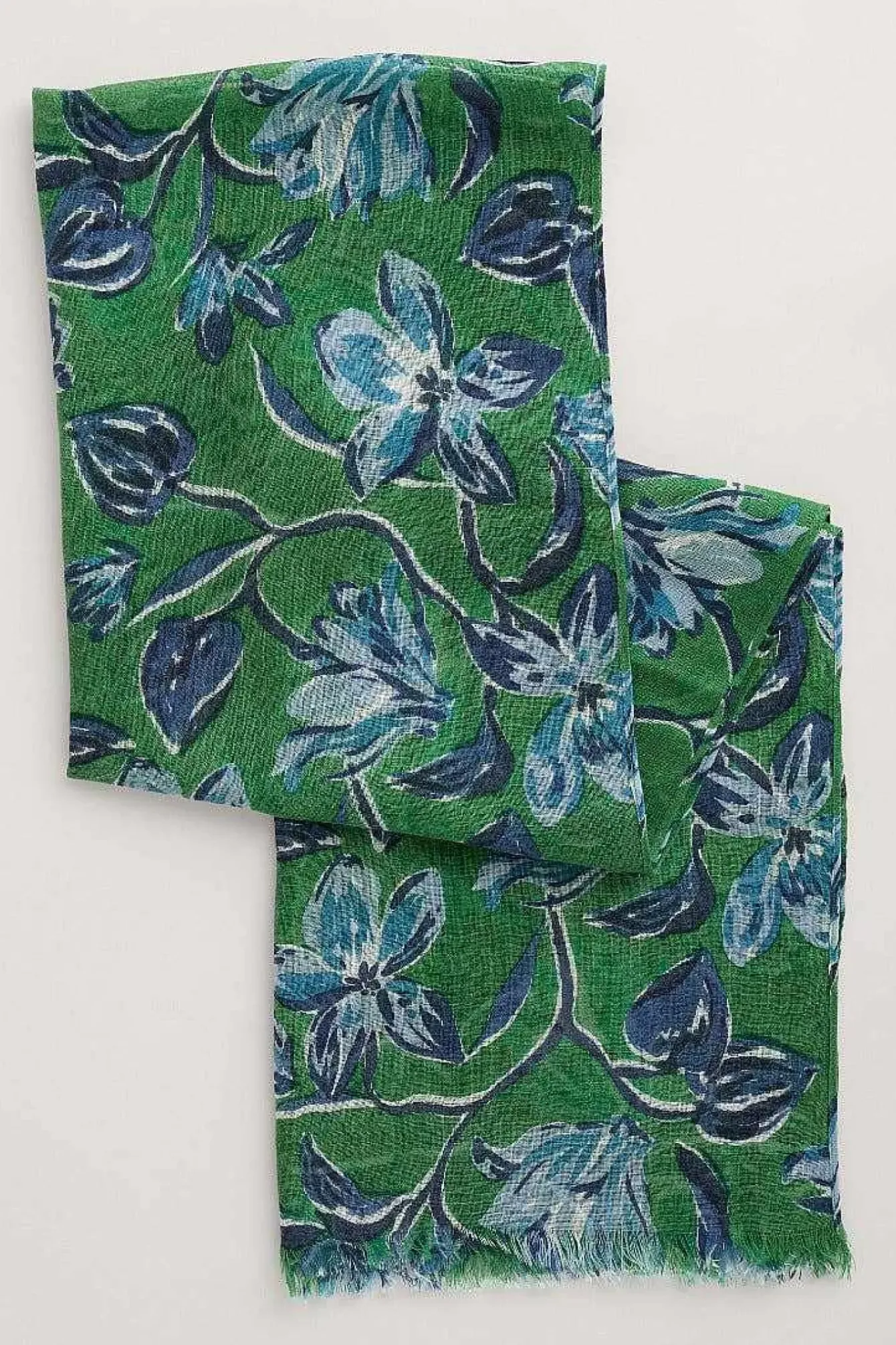 Seasalt Cornwall Scarves & Shawls<Pretty Printed Scarf Cyclamen Island