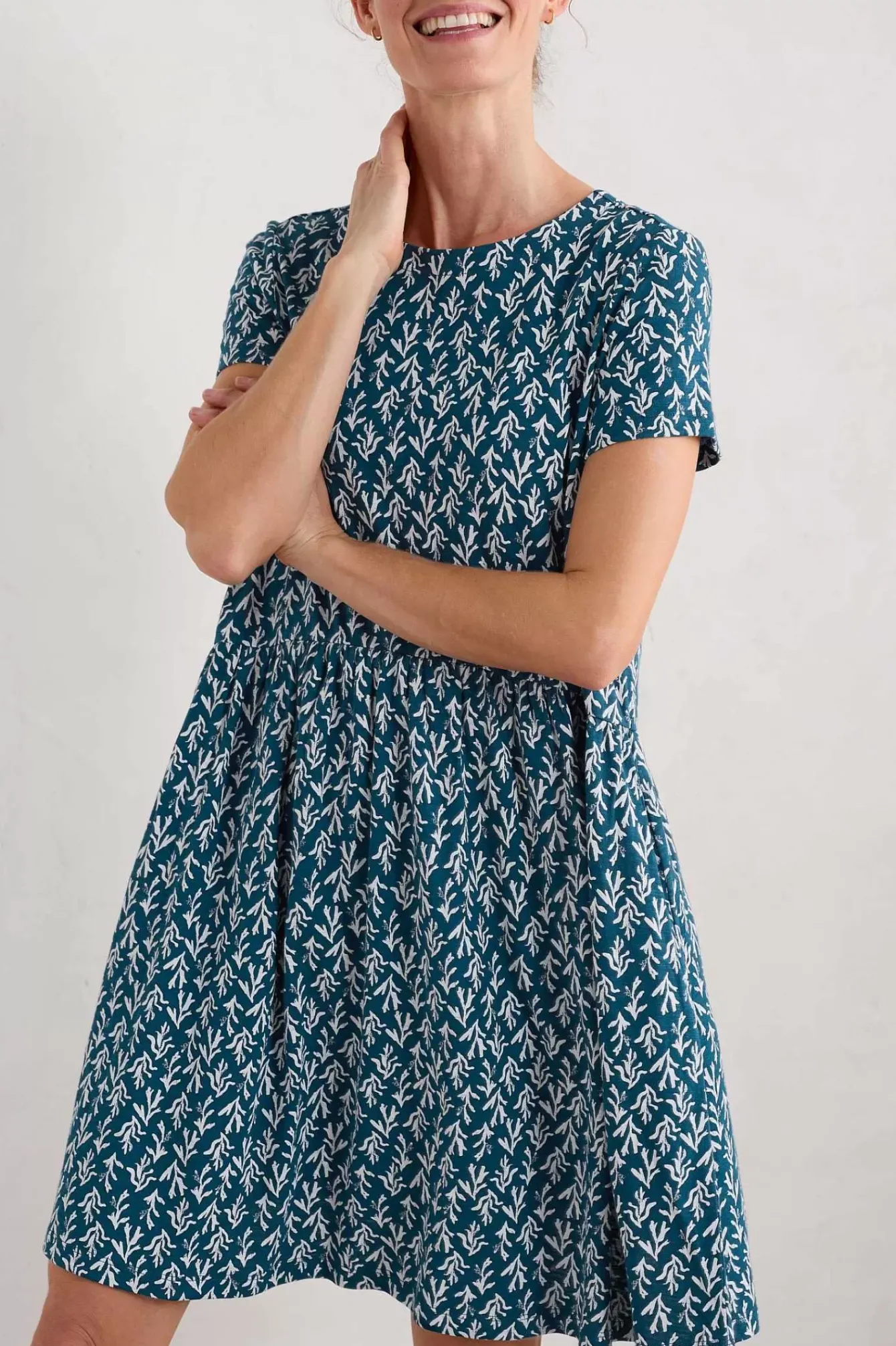 Seasalt Cornwall Dresses<Sea Mirror Jersey Dress With Short Sleeves Kelp Stamp Ocean Drift